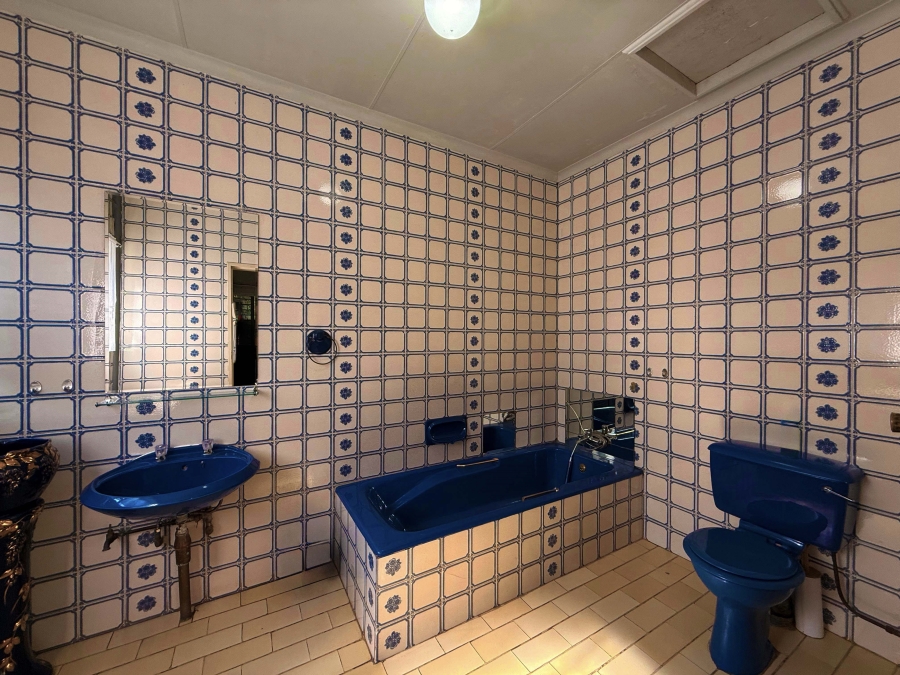 4 Bedroom Property for Sale in Van Der Hoff Park North West